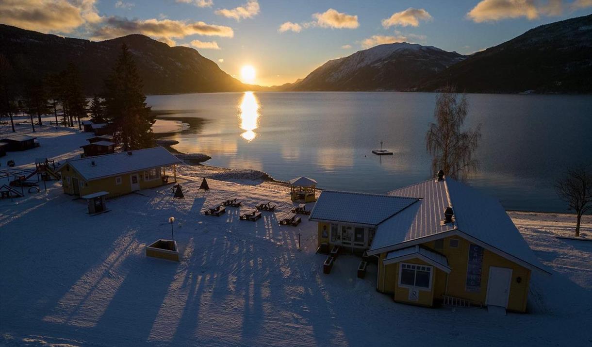 Hele Norge båler på Sandviken Camping med Tinn og Rjukan turlag (DNT)